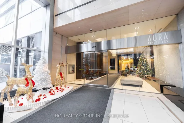 Additional image 20 of 386 Yonge St Unit 819