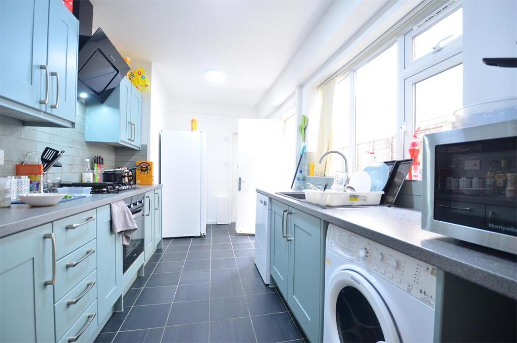 Additional image 11 of Warwards Lane Selly Oak B29 7RD