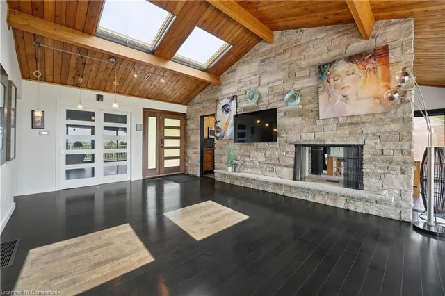 Additional image 7 of 33 Leslie Dr