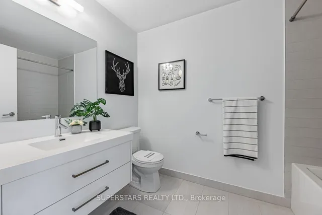 Additional image 20 of 403 Church St Unit 2613