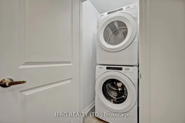 Additional image 12 of 450 Dundas St Unit 705