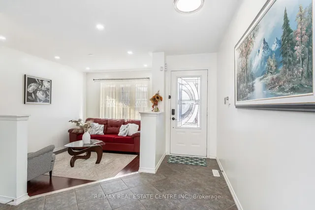 Additional image 5 of 1015 Vickerman Way