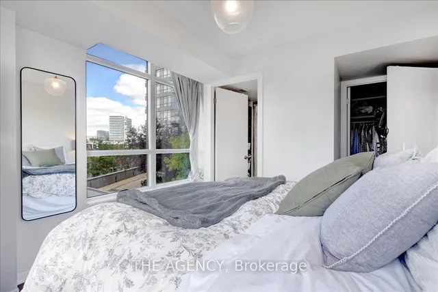 Additional image 21 of 38 Joe Shuster Way Unit 407