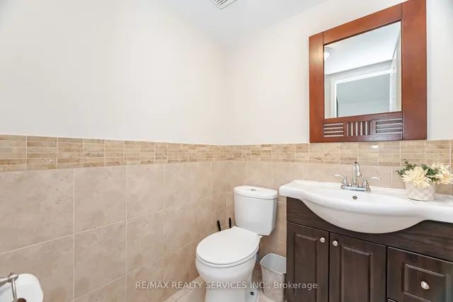 Additional image 14 of 47 Spadina Rd Unit 32