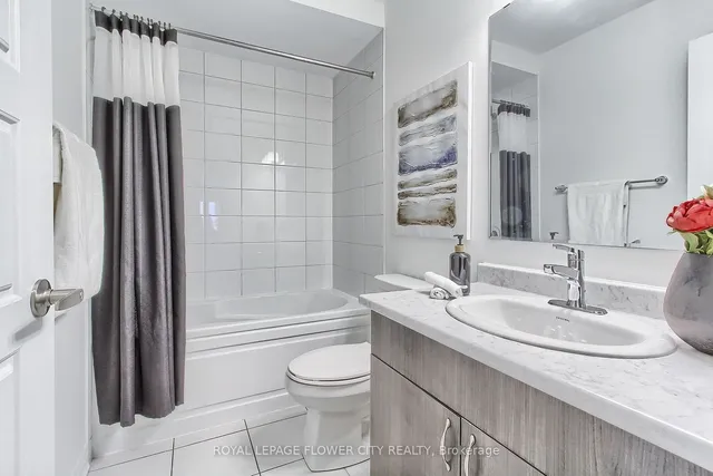 Additional image 37 of 1565 Moira Cres