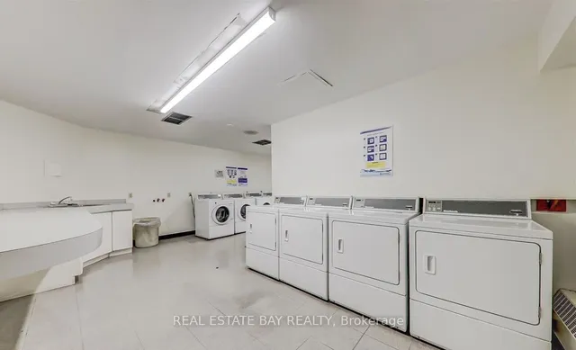 Additional image 34 of 3077 Weston Rd Unit 612