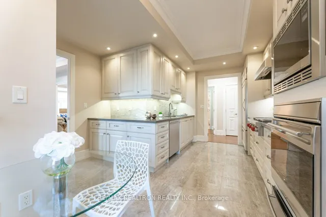 Additional image 18 of 662 Sheppard Ave Unit 1401