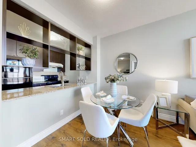 Additional image 10 of 181 Village Green Sq Unit PH12