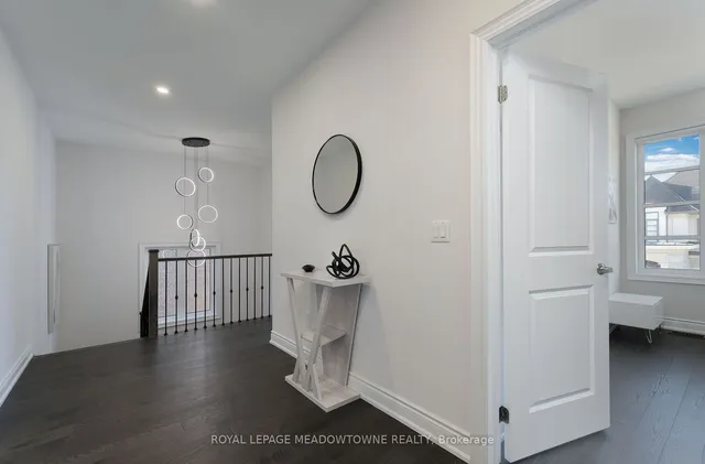 Additional image 35 of 3173 Millicent Ave