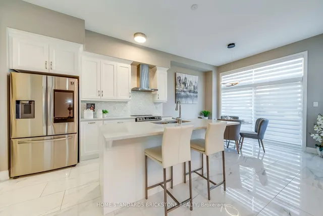 Additional image 15 of 1458 Everest Cres