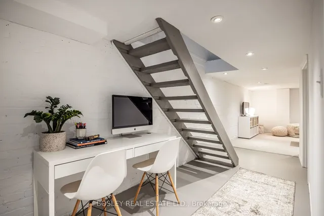 Additional image 32 of 739 Annette St