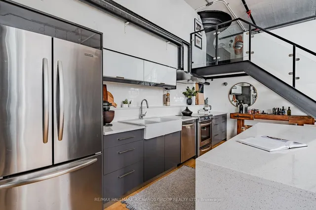 Additional image 13 of 245 Carlaw Ave Unit 210A