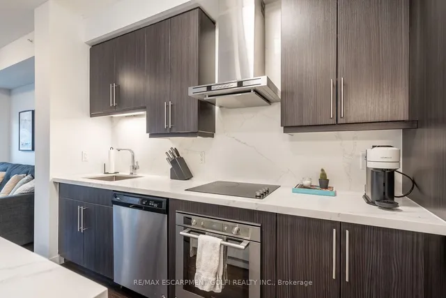 Additional image 9 of 2087 FAIRVIEW St Unit 2001