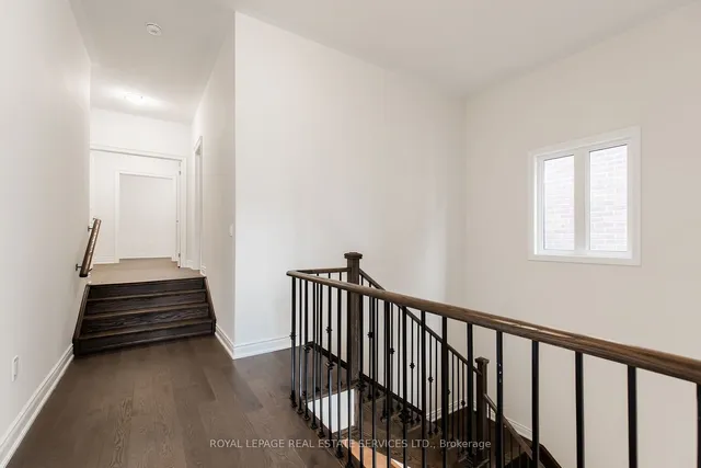 Additional image 14 of 1359 Peony Path