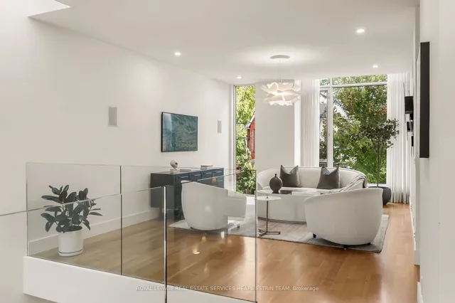 Additional image 23 of 102 Robert St