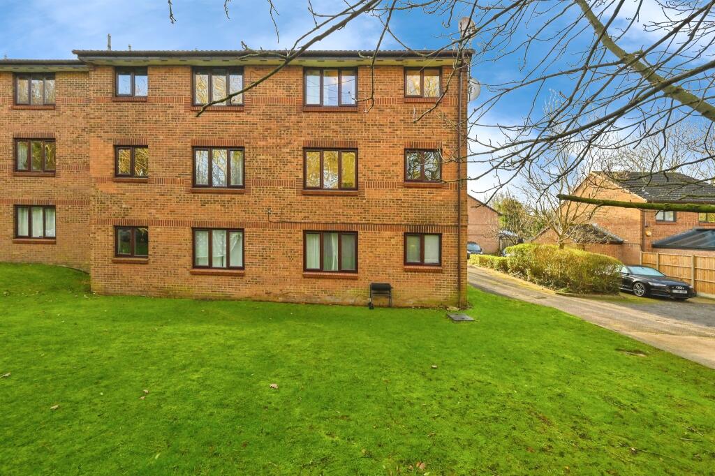 Additional image 12 of Tudor Close, Hatfield