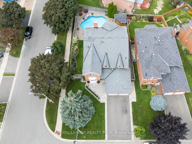 Additional image 37 of 599 Chagall Crt