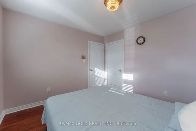 Additional image 12 of 16 Runnymede Cres