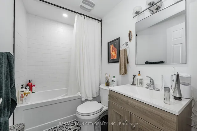 Additional image 33 of 16 Overlea Cres