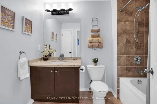 Additional image 25 of 63 Fowler Dr