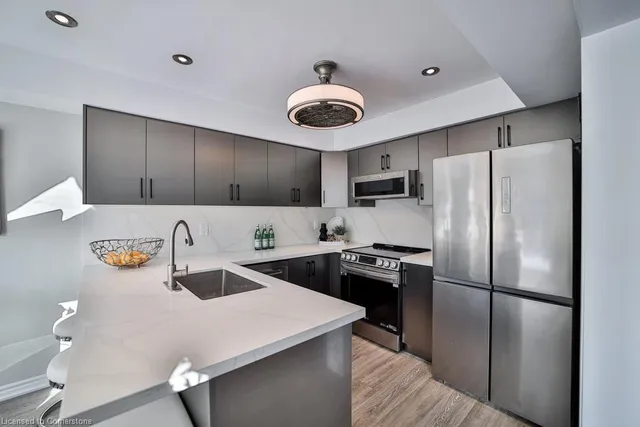 Additional image 16 of 2204 Shadetree Ave