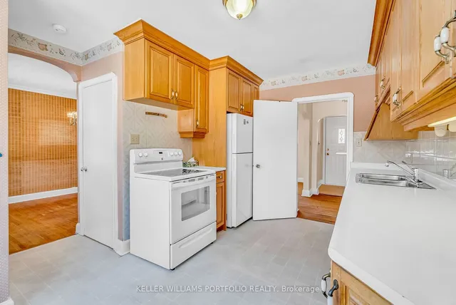 Additional image 12 of 77 Prennan Ave