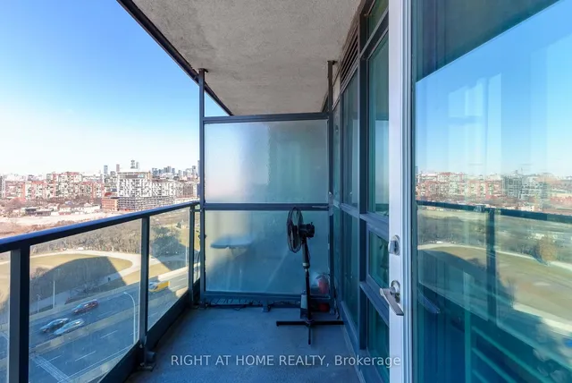 Additional image 28 of 231 Fort York Blvd Unit 1807