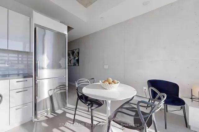 Additional image 11 of 195 McCaul St Unit 723