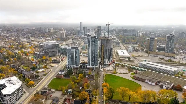 Additional image 46 of 5 Wellington St Unit 306