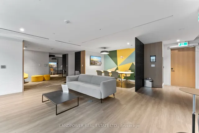 Additional image 26 of 35 Rolling Mills Rd Unit N326