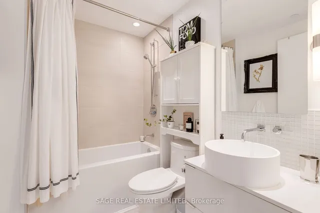 Additional image 16 of 185 Roehampton Ave Unit 1106