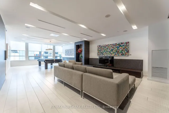 Additional image 29 of 170 Sumach St Unit 2101