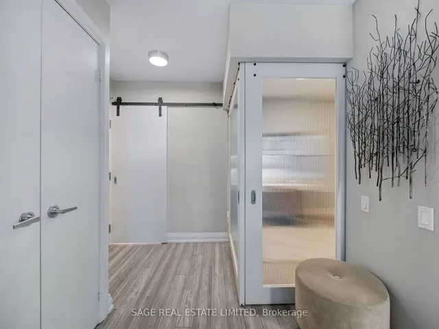 Additional image 22 of 20 Scrivener Sq Unit 507