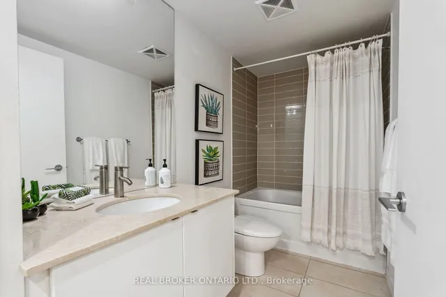 Additional image 27 of 55 East Liberty St Unit 104