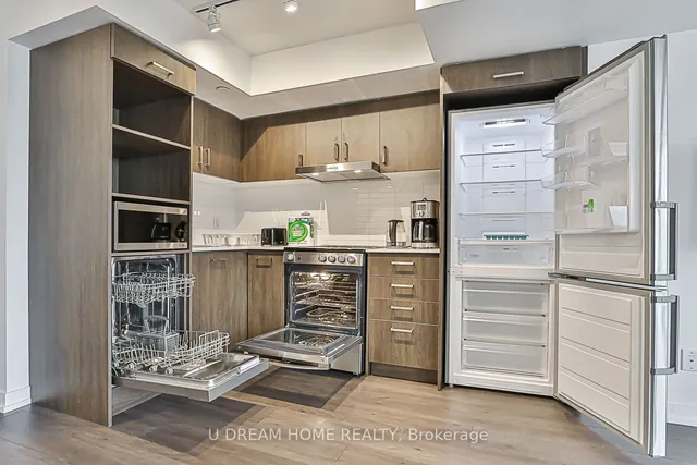 Additional image 33 of 219 Dundas St Unit 1201