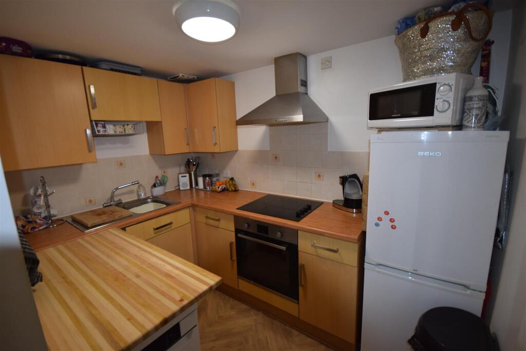 Additional image 11 of The Batch, Shepton Mallet