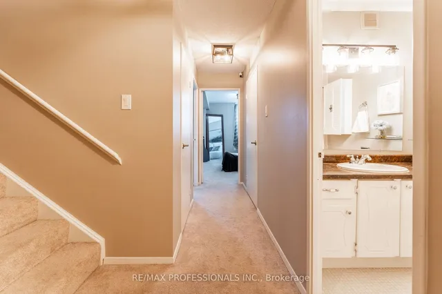 Additional image 22 of 4064 Lawrence Ave Unit 515