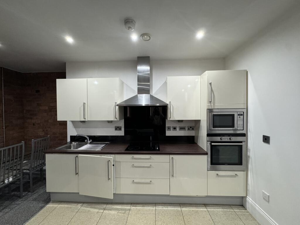 Additional image 4 of Apt 24, Albion House #384793