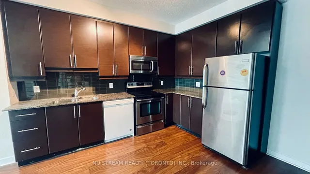 Additional image 14 of 33 Bay St Unit 3113