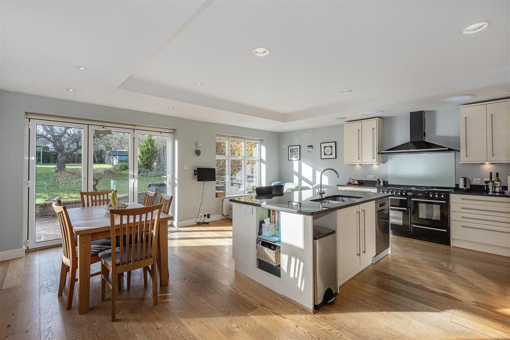 Additional image 14 of Dalkeith Road, Harpenden