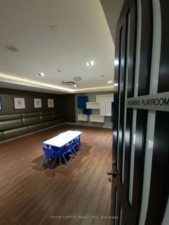 Additional image 19 of 5 Valhalla Inn Rd Unit 1101