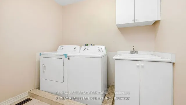 Additional image 23 of 1 Sage Meadow Cres