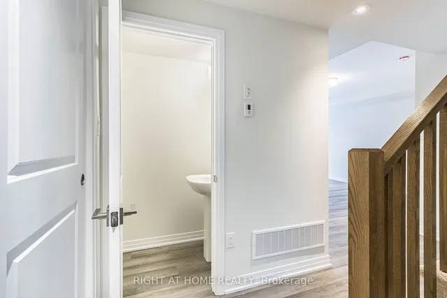 Additional image 17 of 45 Fieldridge Cres Unit 24