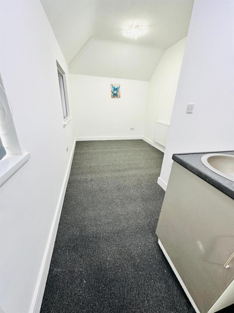 Additional image 30 of Manor Road, Smethwick