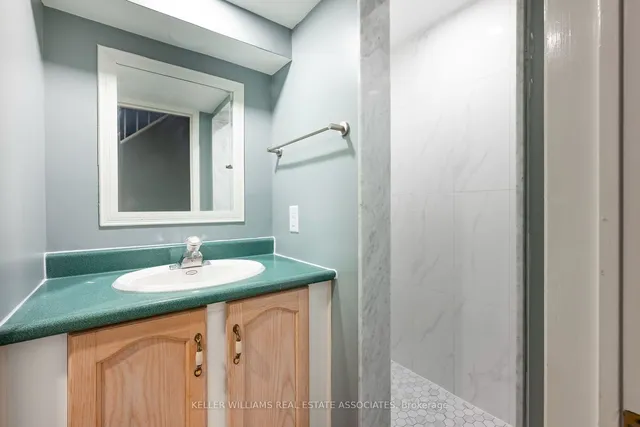 Additional image 28 of 31 Harmsworth Ave