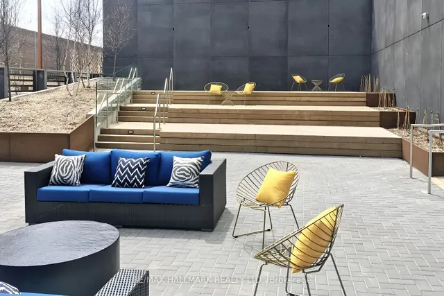 Additional image 29 of 160 Flemington Rd Unit 413