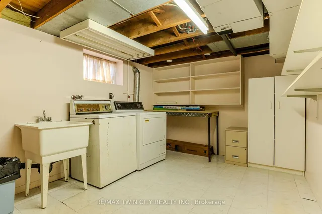 Additional image 23 of 547 Roxborough Ave