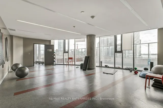 Additional image 36 of 1 Market St Unit 1413