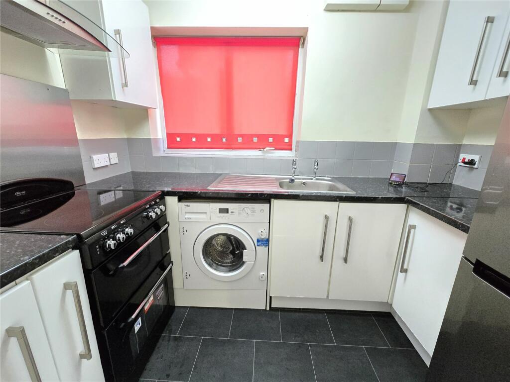 Additional image 5 of Lawrence Court, Tamworth, Staffordshire, B79