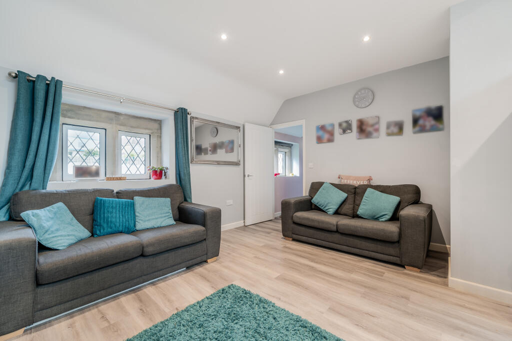 Additional image 23 of Southstoke Road